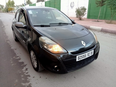 voitures-renault-clio-3-2012-night-and-day-batna-algerie