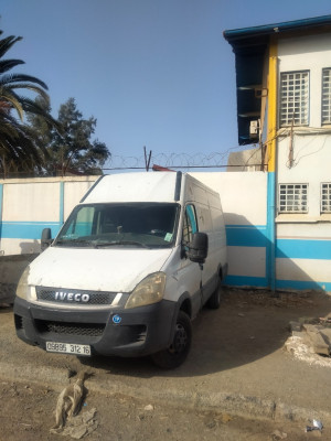 fourgon-location-iveco-c15-2012-oued-smar-alger-algerie