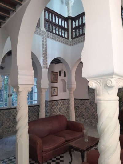 كراء فيلا الجزائر بن عكنون