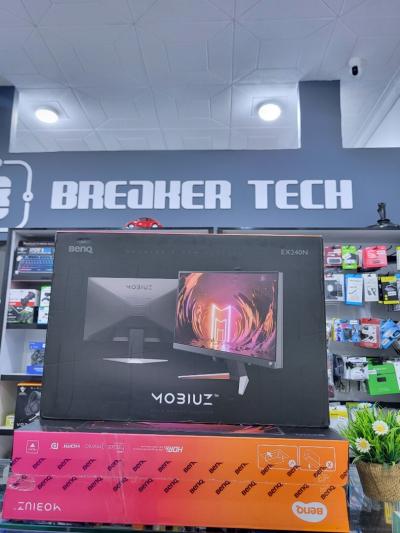 BenQ 24"    165 Hz   HDR10