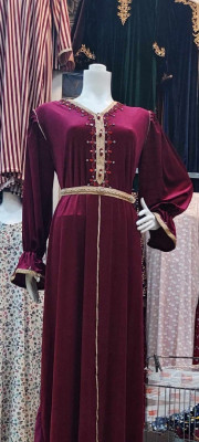 robes-la-robe-caftan-magnifique-disponible-bordj-el-bahri-alger-algerie