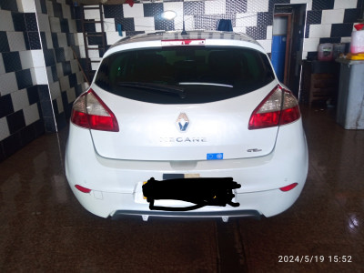 moyenne-berline-renault-megane-3-2012-gt-lain-ain-benian-alger-algerie