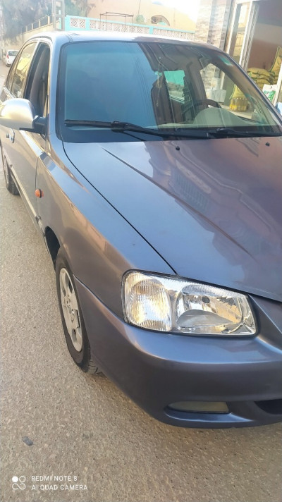 voitures-hyundai-accent-2011-gls-biskra-algerie