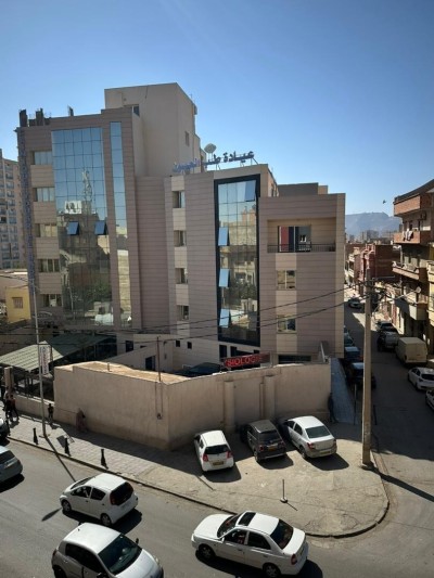 Location Appartement F4 Oran Oran