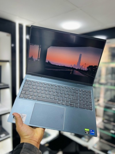 DELL INSPIRON 16 PLUS I7-11800H 32GB 1TB RTX 3050