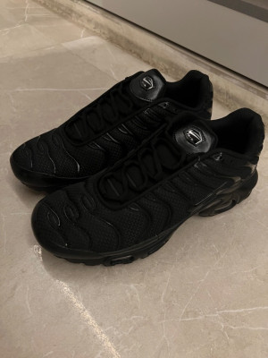 أحذية-رياضية-nike-tn-black-p44-super-الحراش-الجزائر