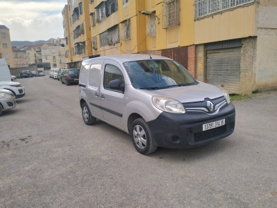 voitures-renault-kangoo-2014-tizi-ouzou-algerie