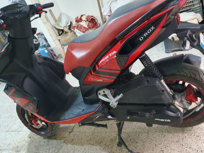 motos-scooters-pista-2020-msila-algerie