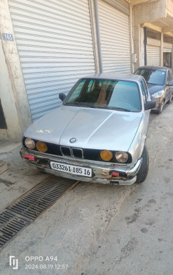 berline-bmw-serie-3-1985-medea-algerie