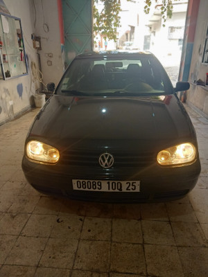 voitures-volkswagen-golf-4-2000-constantine-algerie