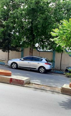 moyenne-berline-renault-megane-3-2009-mila-algerie