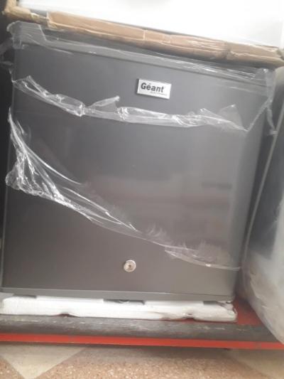 MINI BARS GEANT GRIS 60L