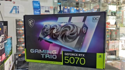Carte graphique MSI GeForce RTX 5070 12G GAMING TRIO OC