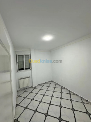 appartement-location-f4-alger-el-mouradia-algerie