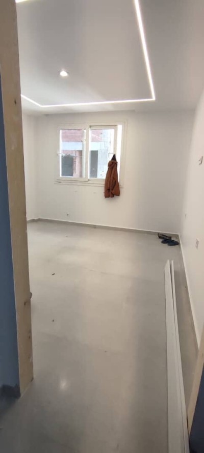 بيع شقة غرفتين الجزائر برج البحري