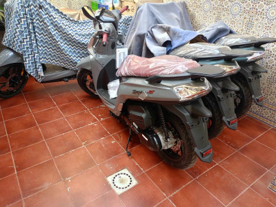 motos-et-scooters-sym-st-200-2024-blida-algerie