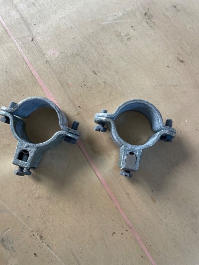 Collier de mise a la terre (piquet ou pipe avec cable)