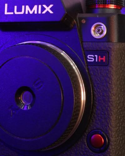 LUMIX S1H