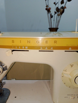 machines-a-coudre-machie-singer-made-ine-france-algerie