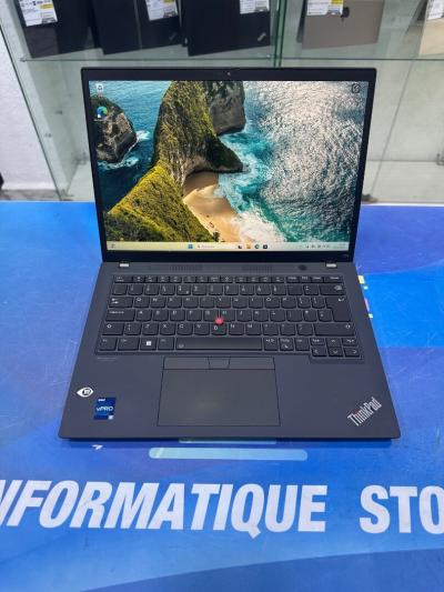 THINKPAD T14 GEN3 CORE : INTEL I5 - 1245U DISC : 512 GB  (SSD)  RAM : 16 GB  