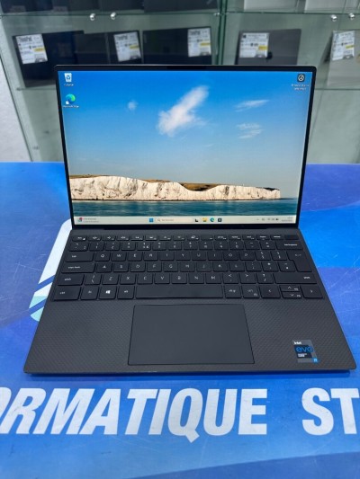 DELL XPS 13 9310 CORE : INTEL I7 - 1165G7 DISC : 512 GB  (SSD)  RAM : 16 GB  