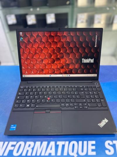 THINKPAD E15 GEN 2 CORE : INTEL i3 - 1115G4 DISC : 256 GB  (SSD)  RAM : 08 GB  