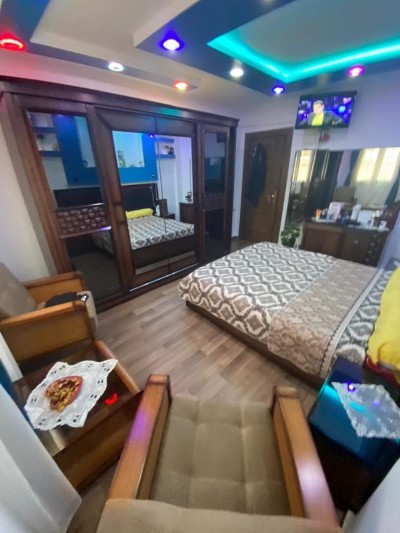 بيع شقة 4 غرف تيبازة خميستي