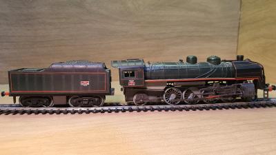 Locomotive à vapeur de train miniature sur rail pour collection et décoration