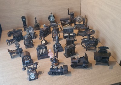 Belle collection de taille-crayons miniatures vintage de la marque PlayMe Espagne