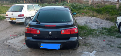 صالون-سيدان-renault-laguna-2-2001-ميلة-الجزائر