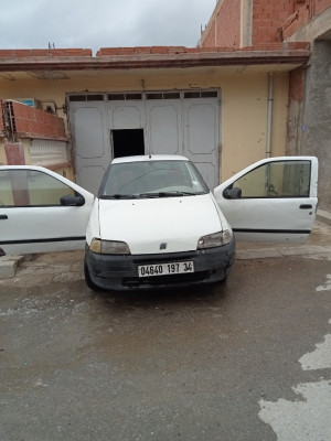 سيارة-صغيرة-fiat-punto-1997-classic-العناصر-برج-بوعريريج-الجزائر