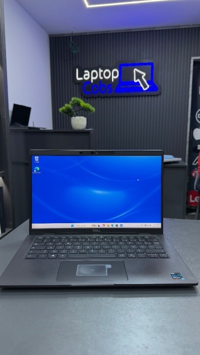 Dell latitude 7420 i7-1185G7 ( 11eme ) 16gb 512Gb sas INTEL IRIS XE GRAPHICS 14 pouce FHD