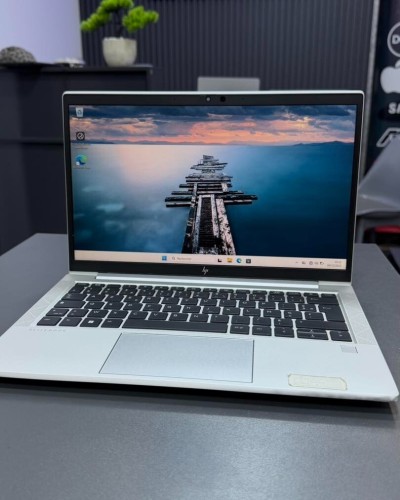 HP ELITEBOOK 835 G8 RYZEN 5 PRO 56520U 2.80 Ghz 16Gb DDR4 256Gb AMD RADEON TM GRAPHICS 13.3 FHD