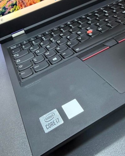 LENOVO THINKPAD P15 i7-10750H 2.60GHZ TO 4,90GHZ 32Gb 512gb SSD  QUADRO T1000 4Gb DDR6 15.6  4K