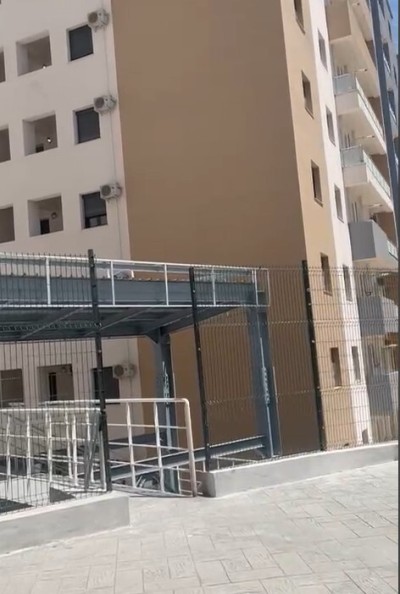 Sell Commercial Alger Hydra