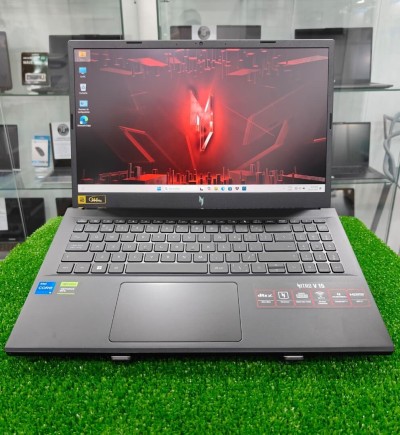 Acer Nitro V15  i5 13 Gén / RTX 3050 / 16 Go / 512 Go SSD / 15.6" FHD 144Hz