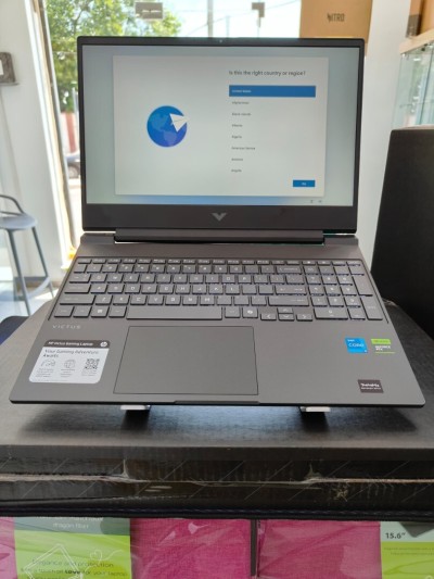 HP VICTUS 15 i5 13420H 16GB 512SSD RTX3050 6GB 15,6"FHD 144Hz NEUF SOUS EMBALLAGE