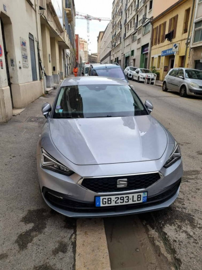 voitures-seat-leon-2021-holla-baba-hassen-alger-algerie