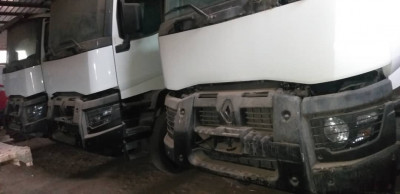 شاحنة-renault-camion-a-benne-64-16m3-k380-2016-الرويبة-الجزائر