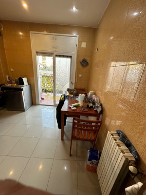 appartement-location-vacances-f3-alger-bab-ezzouar-algerie