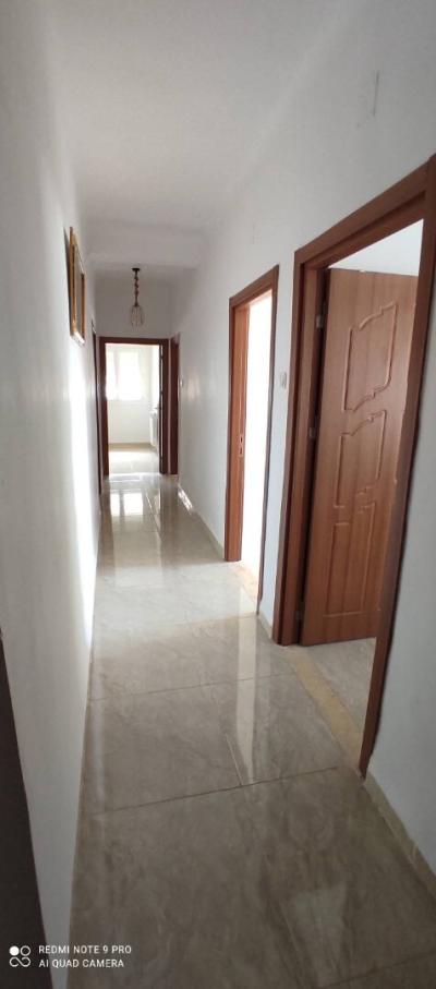 Location Appartement F4 Alger Bordj el bahri