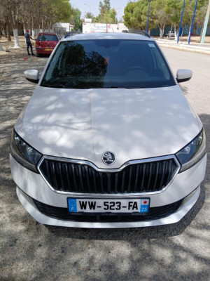 citadine-skoda-fabia-2021-combi-break-oum-el-bouaghi-algerie