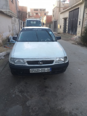 average-sedan-opel-astra-2001-reghaia-algiers-algeria