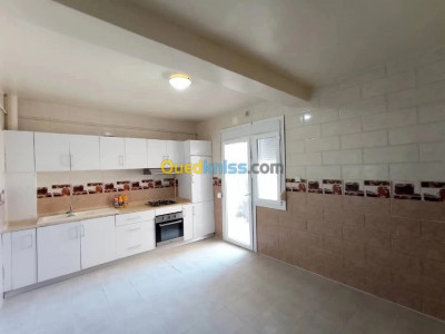 appartement-vente-f4-alger-bordj-el-bahri-algerie