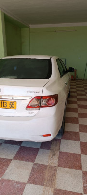 voitures-toyota-corolla-2013-taibet-touggourt-algerie