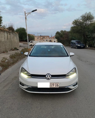 moyenne-berline-volkswagen-golf-7-2019-start-tizi-ouzou-algerie