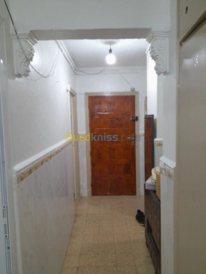 appartement-location-f4-blida-ouled-yaich-algerie