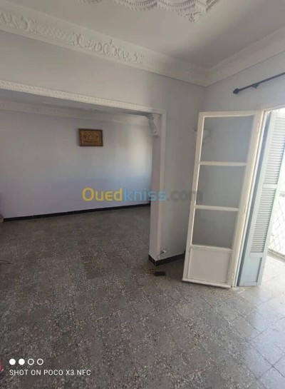 Sell Apartment F4 Blida Ouled yaich