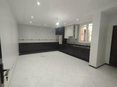 بيع شقة 5 غرف الجزائر أولاد فايت