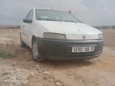 سيارة-صغيرة-fiat-punto-2000-2-أرزيو-وهران-الجزائر